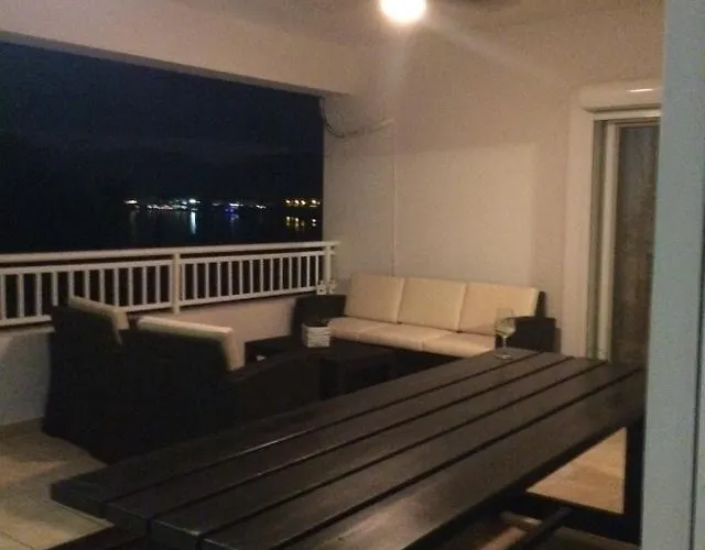 Melita Seafront Pefki (Rhodes)