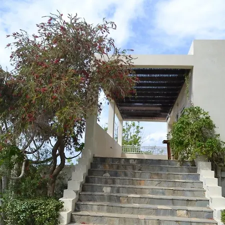 Melita Seafront Pefki