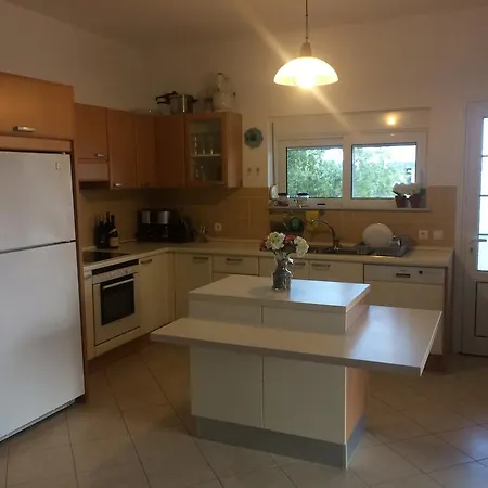 Melita Seafront Villa Pefki