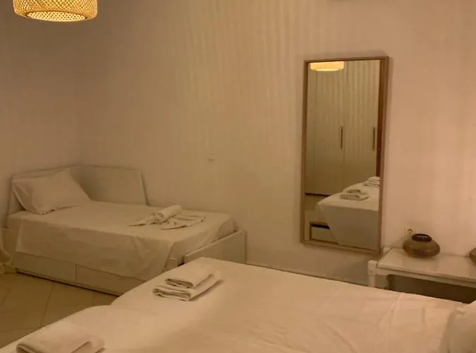 Melita Seafront ヴィラ Pefki