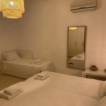 Melita Seafront Villa Pefki