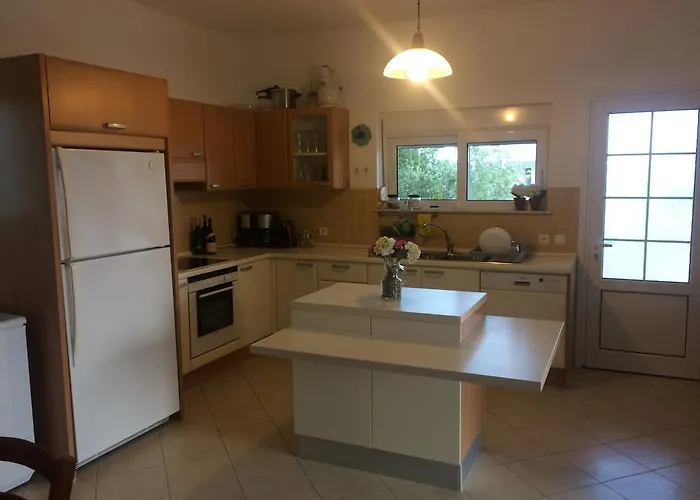 Melita Seafront Villa Pefki