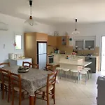 Melita Seafront Vila *