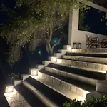 Vila Melita Seafront Pefki