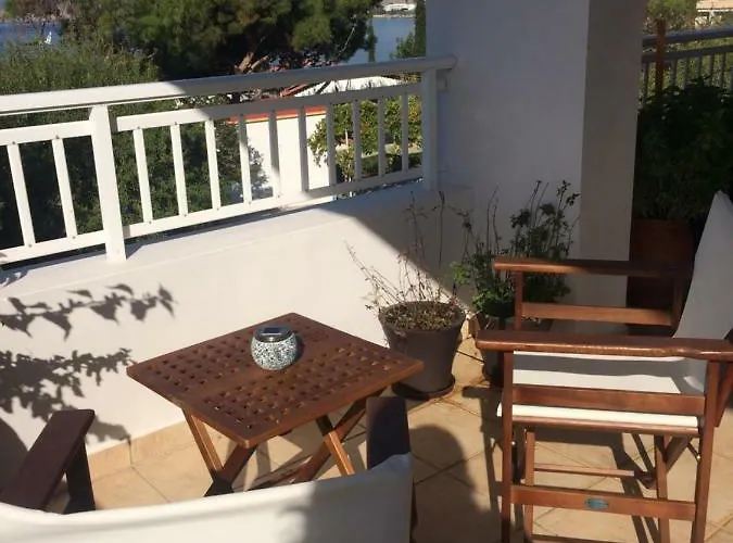 Melita Seafront * Pefki (Rhodes)